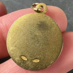 Pamono Italian Unoaerre 18k Yellow Gold Virgin Mary Medal Pendant, 1960s><noscript><img width=