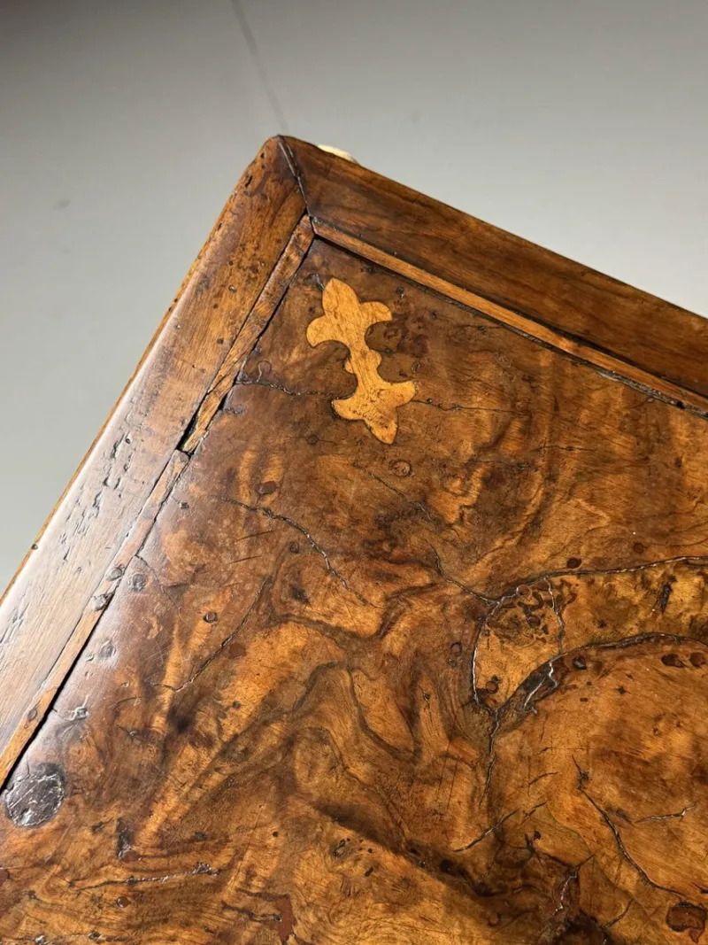 Pamono Italian Walnut Console, 18th Century> Console Tables
