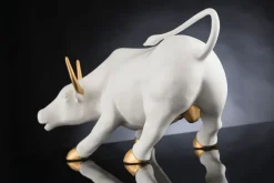 Sale Pamono Italian White and Gold Ceramic Wall Street Bull Sculpture from VGnewtrend