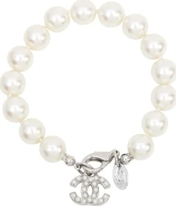 Pamono Ivory Pearl CC Charm Bracelet from Chanel, 2010s> Bracelets