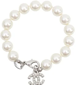 Pamono Ivory Pearl CC Charm Bracelet from Chanel, 2010s> Bracelets