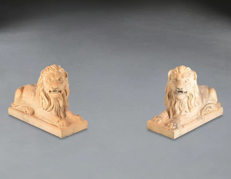 Pamono J M Craig, Large Lion Statues, 19th Century, Terracotta, Set of 2> Sculpture