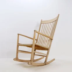 Pamono J16 Rocking Chair by Hans Wegners for Kvist Mobler A/S, Denmark, 1970><noscript><img width=