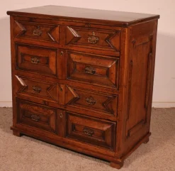Pamono Jacobean Chest of Drawers in Oak and Walnut, 17th Century><noscript><img width=