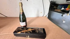 Pamono Japanese Black Lacquer Box with Gold Bird and Reed Motif Decorative> Trunks Crates & Baskets