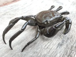 Sale Pamono Japanese Meiji Era Artist, Jizai Okimono Sculpture of a Crab, 1890s, Bronze