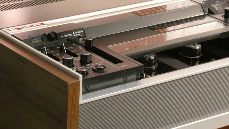 Pamono Japanese Model CR-6060RT PAL/SECAM/NTSC from JVC - Victor Company, 1979> Electronics