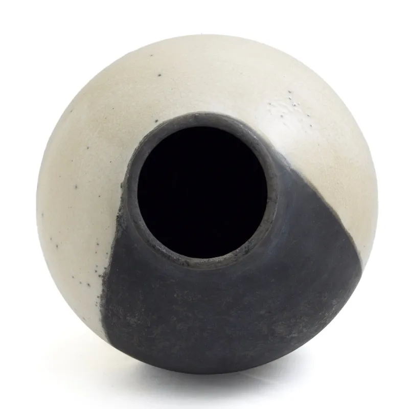 Pamono Japanese Modern Minimalist White & Black Raku Ceramic Vase> Tabletop