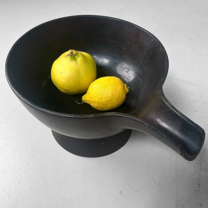 Pamono Japanese Pouring Bowl in Black Lacquered Wood, 1900s-1930s> Bottles, Carafes & Jugs