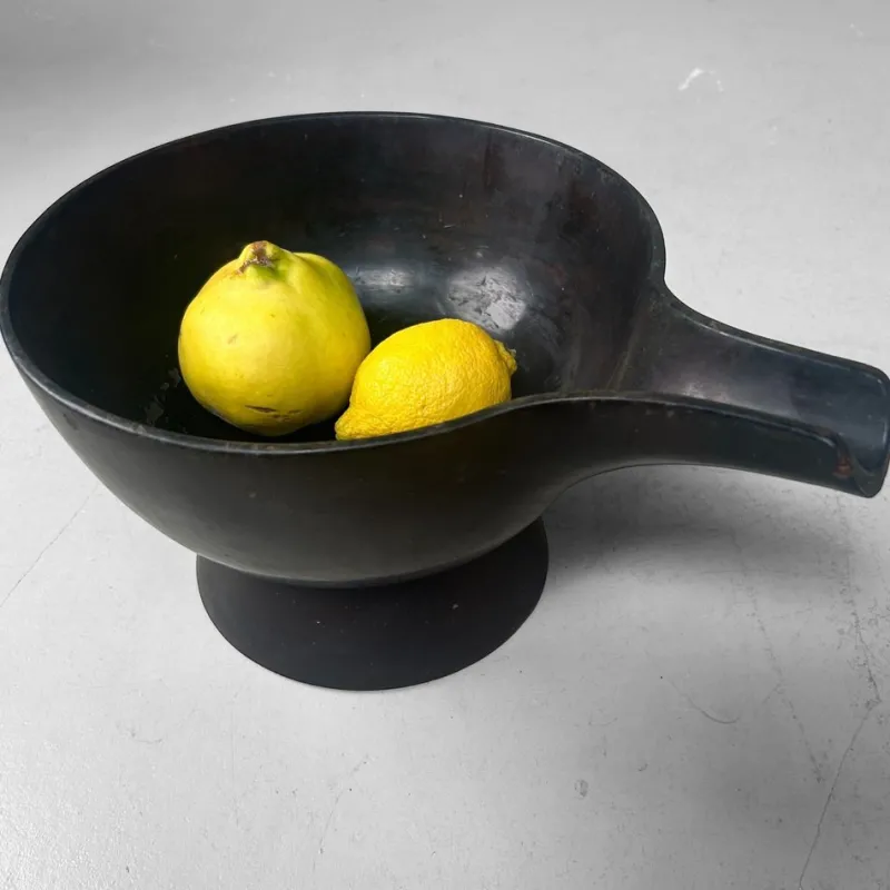 Pamono Japanese Pouring Bowl in Black Lacquered Wood, 1900s-1930s> Bottles, Carafes & Jugs