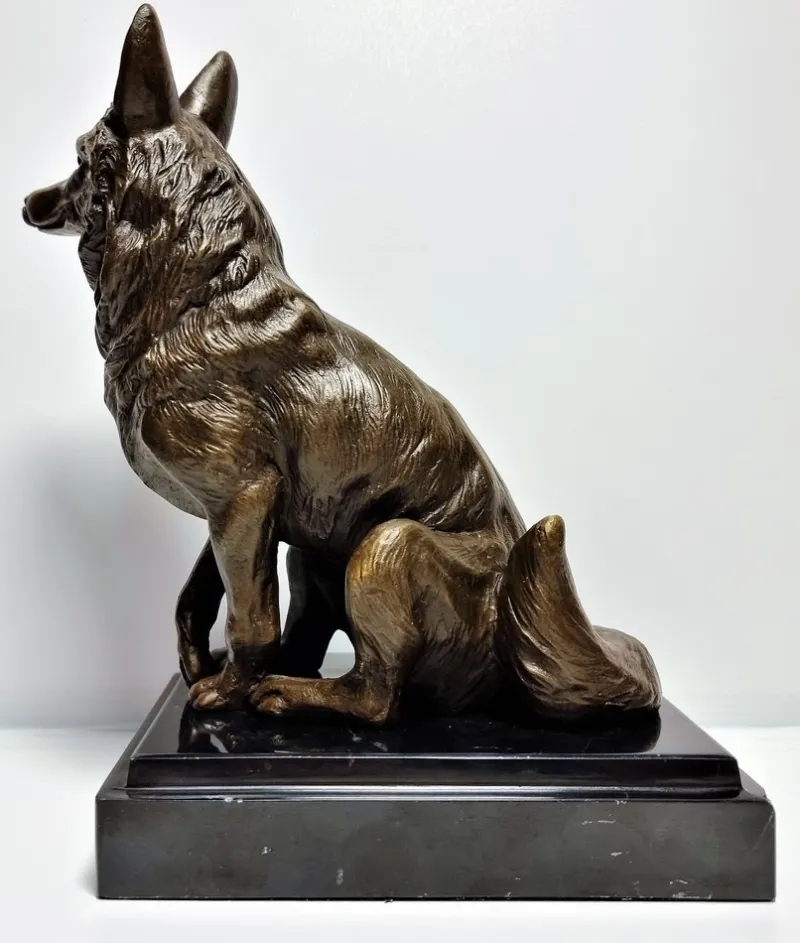 Pamono JB Deposee, Sculpture of a Wolf, 20th Century, Bronze> Art Deco|Sculpture