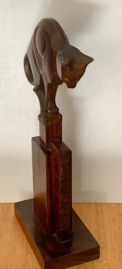 Best Pamono Johannes Bosma, Art Deco Statues of an Ape and a Cat, 1920s-1940s, Bronzes on Wooden Bases, Set of 2
