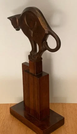 Best Pamono Johannes Bosma, Art Deco Statues of an Ape and a Cat, 1920s-1940s, Bronzes on Wooden Bases, Set of 2