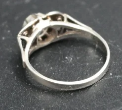 Discount Pamono 18k White Gold Ring with Diamonds