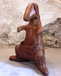 Pamono Kangaroo Magazine Rack by Dimitri Omersa, 1960s> Magazine Racks