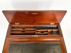 Hot Pamono Kidney-Shaped Mahogany Desk, 19th Century