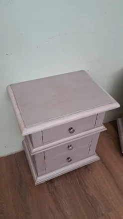 Pamono Lacquered Bedside Tables with Drawers, Set of 2><noscript><img width=