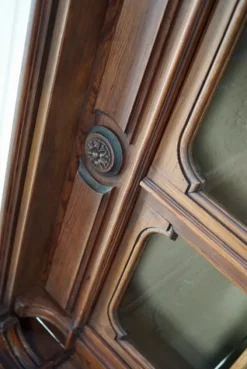 Pamono Large Antique German Pitch Pine Corner Apothecary Cabinet, 1900s><noscript><img width=