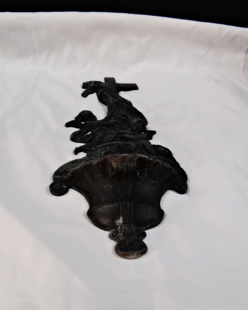Online Pamono Large Cast Iron Holy Water Font with Cherubs and Crucifixes, 19th Century