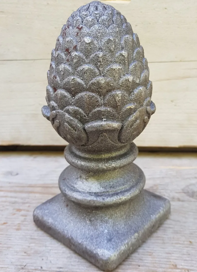 Pamono Large Cast Iron Pine Cone Post Head Architectural Ornament> Garden Accessories