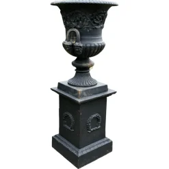 Pamono Large Cast Iron Urn, 1920> Garden Accessories