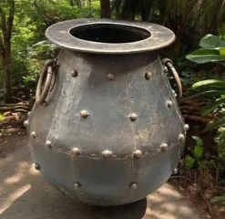 Pamono Large Cauldron Shaped Metal Planter> Garden Accessories