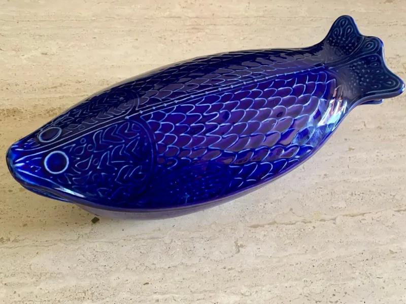 Pamono Large Ceramic Blue Fish from Environmental Ceramics, Inc., San Francisco, 1966> Serving Dishes