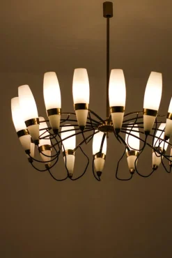 Pamono Large Chandelier in Opaline Glass and Brass from Stilnovo, 1950s><noscript><img width=