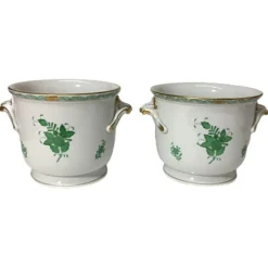 Pamono Large Chinese Bouquet Apponyi Green Porcelain Cache Pots from Herend Hungary, Set of 2> Garden Accessories