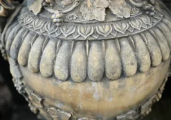 Pamono Large English Stone Garden Urns, Set of 2><noscript><img width=