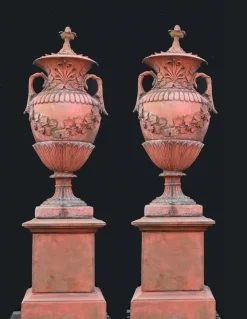 Pamono Large English Terracotta Garden Urns, Set of 2