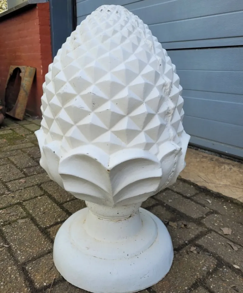 Clearance Pamono Large French Cast Iron Pine Cone Garden Ornament