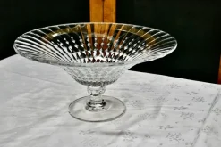 Pamono Large French Tazza Diamond Patterned Crystal Pedestal Fruit Dish, 1950s><noscript><img width=