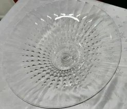 Pamono Large French Tazza Diamond Patterned Crystal Pedestal Fruit Dish, 1950s><noscript><img width=