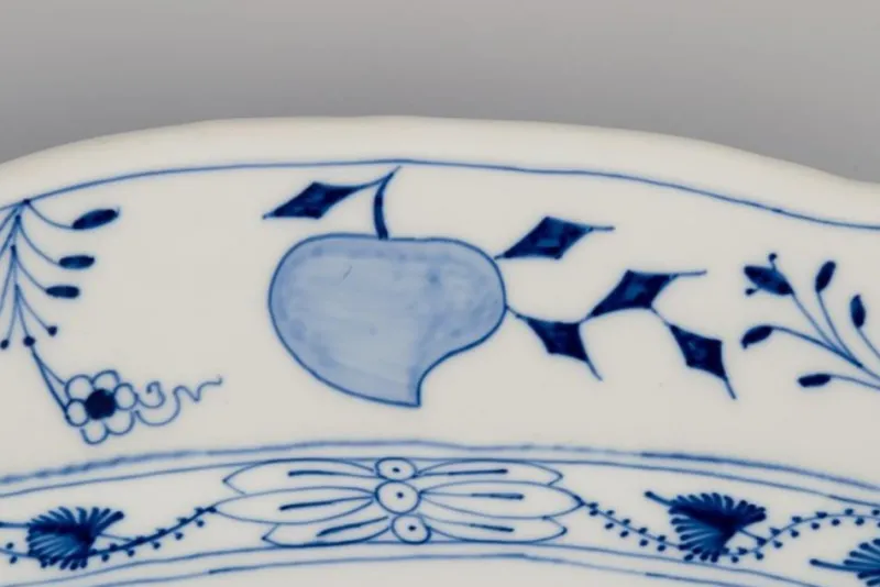 Pamono Large German Blue Onion Pattern Serving Platter from Meissen, 1890s> Serving Dishes