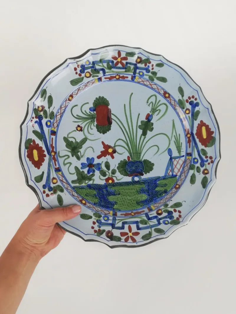 Pamono Large Hand-Painted Plate with Italian Oriental Decoration from Faenza, 1940s> Dinnerware Accessories