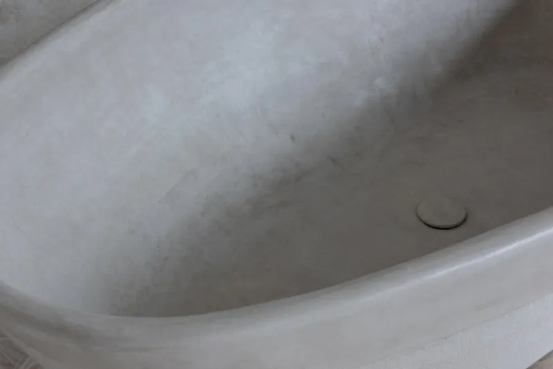 Best Pamono Large High Clay Bathtub by Studio Loho