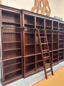Pamono Large Mahogany Library Bookcase with Ladder><noscript><img width=