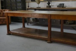 Outlet Pamono Large Oak Drapers Table, 1950s