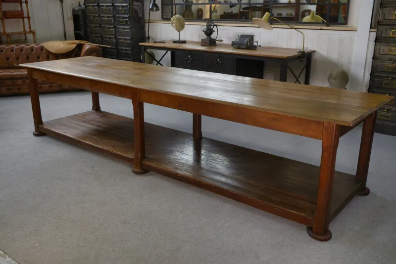 Outlet Pamono Large Oak Drapers Table, 1950s