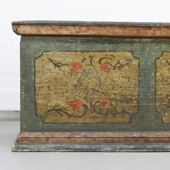 Pamono Large Painted Folk Art Chest, 1753><noscript><img width=