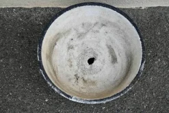 Pamono Large Planter in Concrete> Planters And Jardiniere