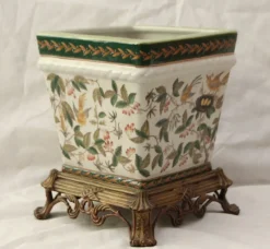 Hot Pamono Large Porcelain and Bronze Planter Centerpiece, 1890s
