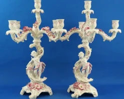 Pamono Large Porcelain Candelabras with Cherubs and Flowers in Relief by Ginori Doccia, Italy, 1890s, Set of 2> Candleholders