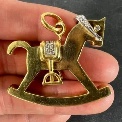 Outlet Pamono Large Rocking Horse 18k Yellow White Gold Diamond Pendant from Al Angiolino & Zogno, 1980s