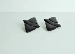 Pamono Large Sculptural Black Ear-Clips in Ebony from Monies, Denmark, 2000s, Set of 2><noscript><img width=