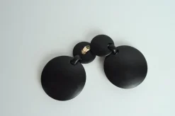 Pamono Large Sculptural Black Ear-Clips in Ebony, Denmark, 2000s, Set of 2><noscript><img width=
