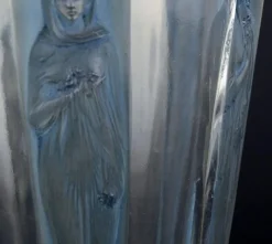 Hot Pamono Large Six Figurines Goblet Vase in Clear Glass from René Lalique, France, 1930s