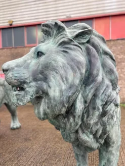 Online Pamono Large 20th Century Bronze Lions, Set of 2