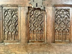 Pamono Large 16th Century French Gothic Trunk, France, 1580s><noscript><img width=